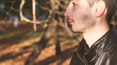 İçecekler kahve genç adam.