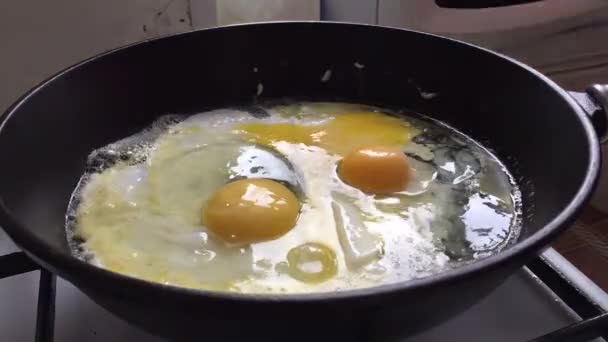 Temps de cuisson des œufs et du bacon 