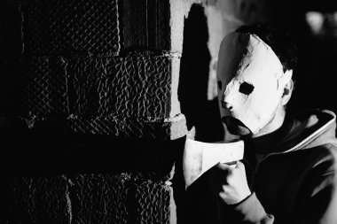 Manyak bir balta yakın çekim.