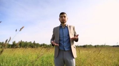 doğa genç adam işadamı sahiptir