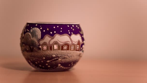 Beautiful Christmas cup with a winter pattern. — Stock Video