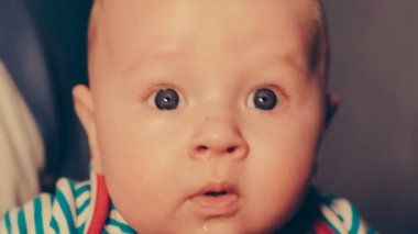 Küçük sevgili çocuğun yüz.