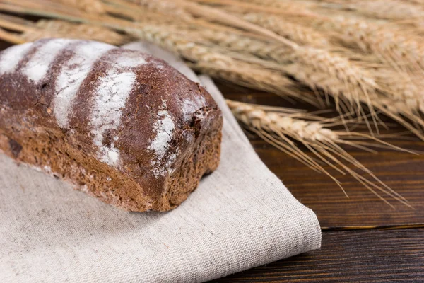 Sabroso pan de pan integral saludable —  Fotos de Stock