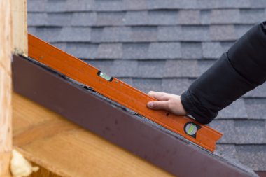 Oluşturucusu'nu veya ruh düzeyi tutan çatı tamircisi