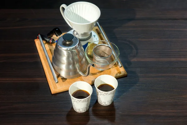 Traditionellt, manuellt filterkaffe set — Stockfoto