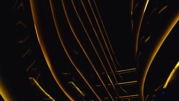 Escena de luces de tira en retroceso y luces de acento amarillas — Vídeos de Stock
