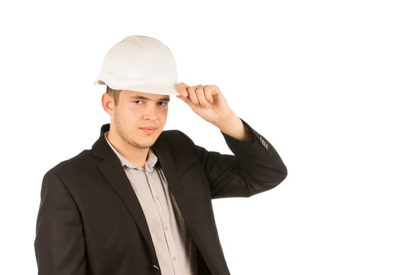Beyaz kask içinde genç erkek mühendis — Stok fotoğraf