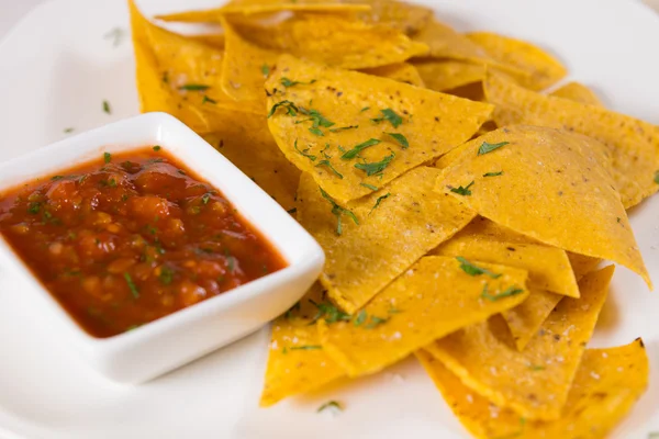Close Up of Nacho Chips with Salsa — Stock Photo, Image