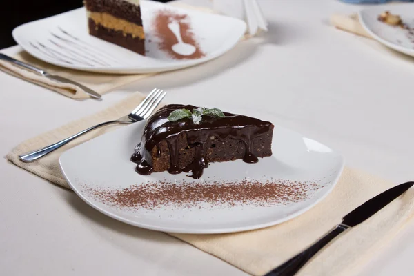 Freshly baked chocolate dessert for dinner — Stock Photo, Image