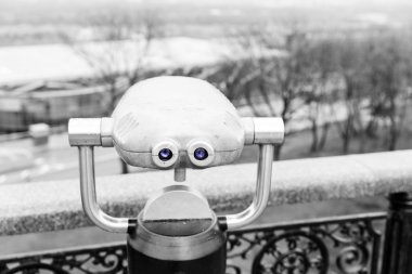 Turistler için izleme teleskop