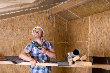 Bitmemiş ev içinde silah Caulking ile Oluşturucu