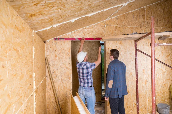 Builder and Architect Inspecting Door Frame — Stock Photo, Image