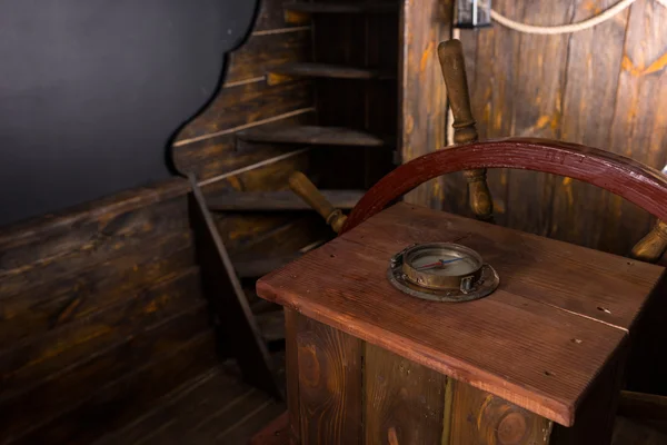 Antique Compass and Steering Wheel on Ship Deck — Stock Photo, Image