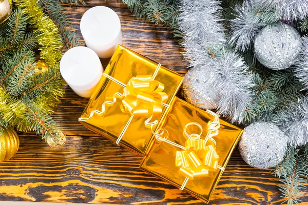 Ouro luxo presentes de Natal — Fotografia de Stock