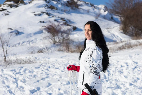 Woman on Skiis Smiling at Camera on Sunny Day — Stock fotografie