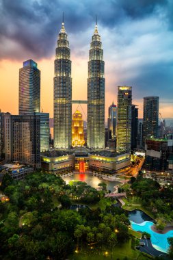 Kuala Lumpur skyline clipart