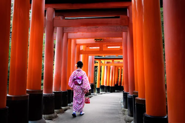 Fushimi-inari shrine, Kyoto Japón — Foto de Stock