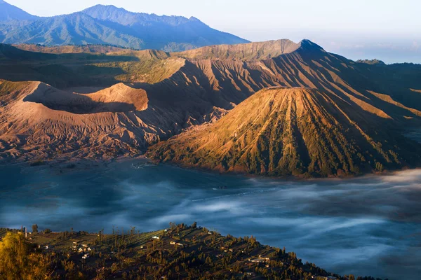 Bromo Aktivní Sopka Část Masivu Tengger Východě Jávy Indonésie — Stock fotografie