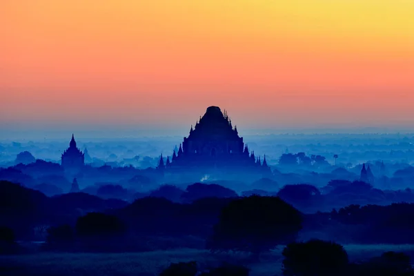 Hermoso Paisaje Durante Amanecer Pagoda Bagan Myanmar — Foto de Stock