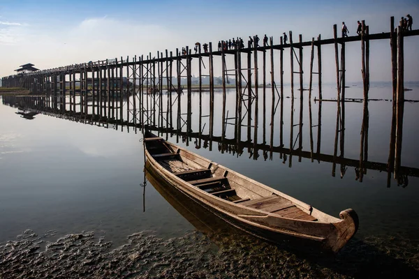 Bein Bridge Vintage Boat Bein Bridge Longest Teak Mandalay Myanmar — Stock Photo, Image