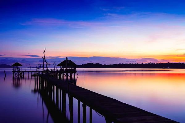 Drewniany Most Zmierzchu Koh Mak Trat Tajlandia — Zdjęcie stockowe