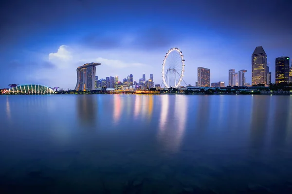 Singapura Skyline Cidade Noite Fotos De Bancos De Imagens