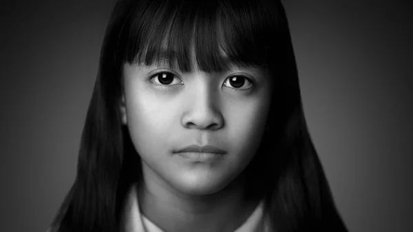 Kleine asiatische Mädchen — Stockfoto