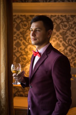 damat evinde düğün sabahı