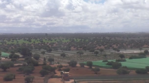 Paisaje agrícola marroquí desde aviones — Vídeo de stock