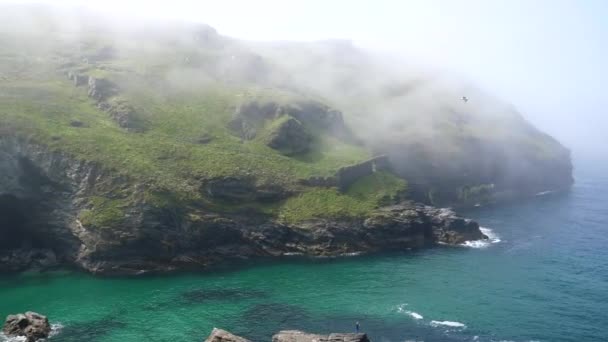 Panning Skott Populära Pittoreska Turist Plats Tintagel Slott Ruiner Täckt — Stockvideo