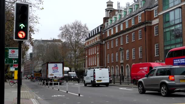 Londen Verenigd Koninkrijk Circa November 2020 Auto Bestelwagens Vrachtwagens Rode — Stockvideo