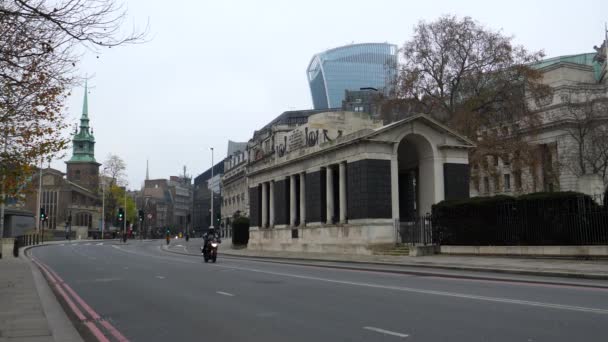 Bijna Lege Tower Hill Weg Tijdens Coronavirus Lockdown Populair Tussen — Stockvideo