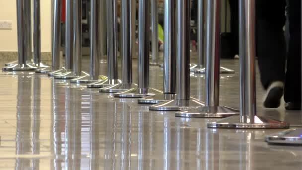 People Travellers Luggage Passing Line Queue Barriers Stanchions Airport — Stock Video