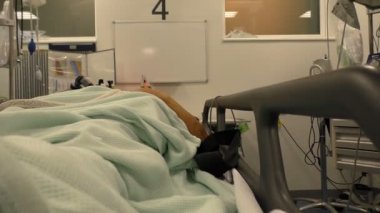 Hastanede oksijen seviyesi ölçümü