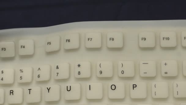 Flexible PC-Tastatur — Stockvideo