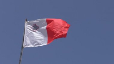 Malta Milli kırmızı beyaz bayrak