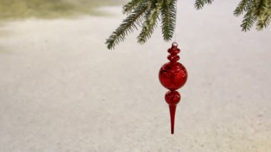 Sallanan Noel finial süsleme