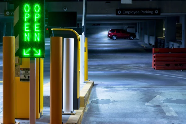 Parking Lot Entrance — Stock Photo, Image