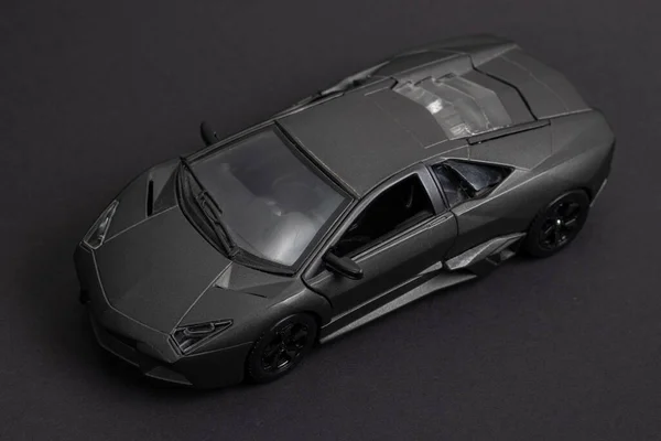 Modelo Carro Esporte Escuro Fundo Escuro — Fotografia de Stock