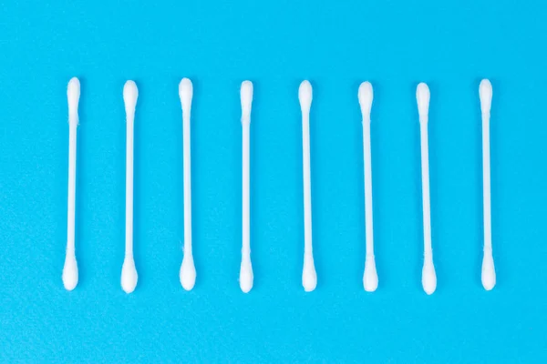 White Cotton Swabs Blue Background — Stock Photo, Image