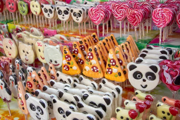 Yaremche Oekraïne Juni 2021 Kleurrijke Wervellolly Snoepgoed Snoep Voor Kinderfeestjes — Stockfoto