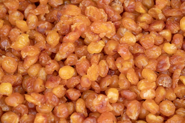 Kuru üzümler yakında. Makro. Tüm arkaplan