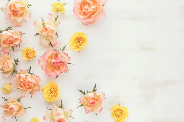 Vintage fresh rose floral background — Stock Photo, Image