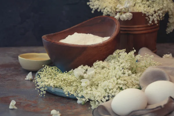 Flores comestibles. preparación concepto de alimentos — Foto de Stock