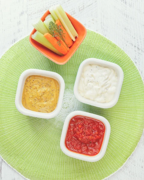 Crudites med dip — Stockfoto