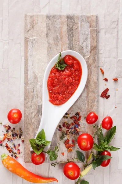 Chutney pomidorowy ze składników — Zdjęcie stockowe