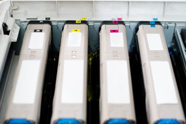 Renkli lazer yazıcı toner