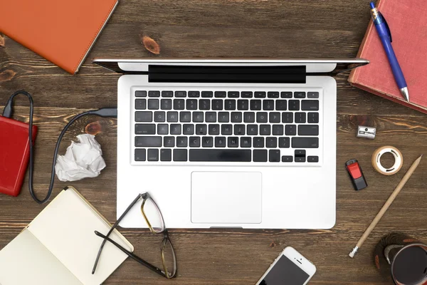 Ofis, banka donatımı ve becerikli bir ahşap Resepsiyon zemin üzerine karışımı