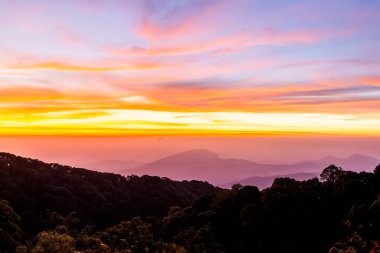 Doi Inthanon bakış açısı, Doi Inthanon Ulusal Parkı, Chiang Mai, Tayland