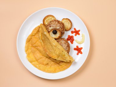 Omlet Beşamel sos ile